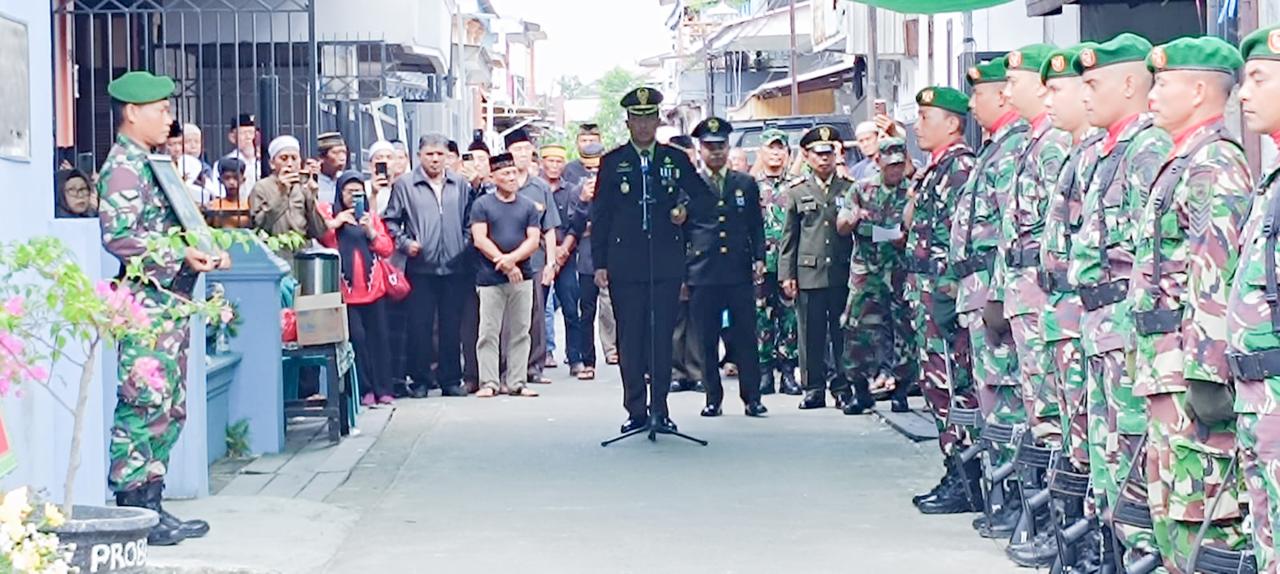 Dandim 0901/Samarinda Pimpin Upacara Pemakaman Secara Militer
