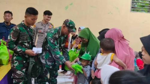  Peduli Kasih Batalyon Armed 13 Kostrad Laksanakan Santunan Anak Yatim dan Pemberian Baksos Untuk Ma