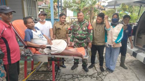 Peduli Warga, Pelda Iswandi Evakuasi Bapak Guyub sudah sekitar 4 tahun mengidap penyakit Ginjal