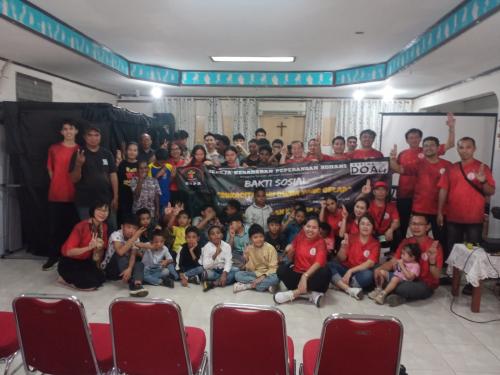 Jemaat Gereja JKI-GKPR Menggelar Bakti Sosial “Sukacita bagi Dunia yang Gelap”, di Panti Asuhan Kare