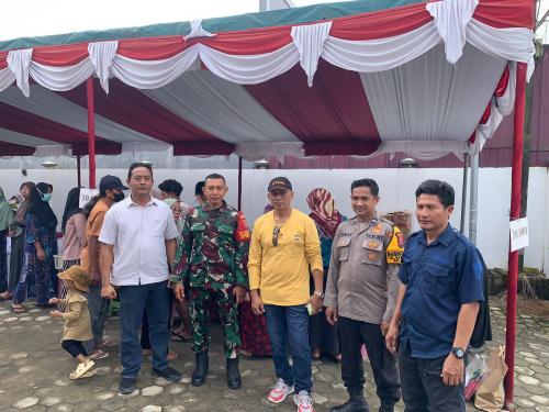 Babinsa Koramil 0901-04/Palaran Pantau Kegiatan Pasar Murah di Kota Samarinda