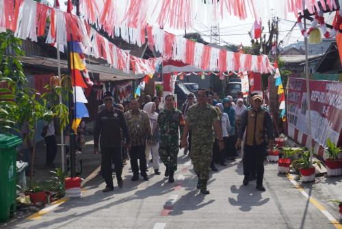 Penilaian Lomba Kreatif Kampung Merah Putih Tingkat Kota di Kelurahan Temindung Permai